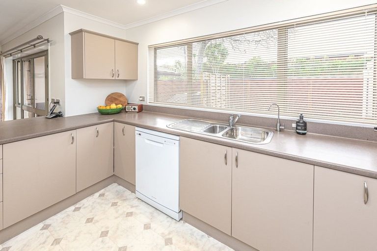 Photo of property in 1 Perrett Drive, Otamatea, Whanganui, 4500