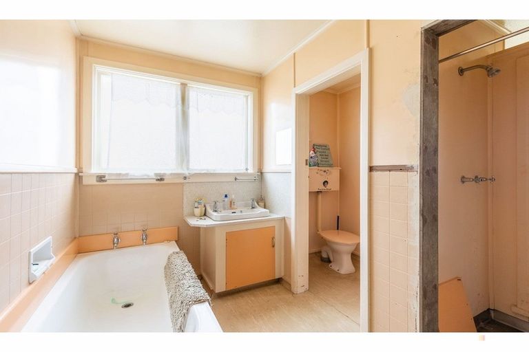 Photo of property in 43 High Street, Waimate, 7924