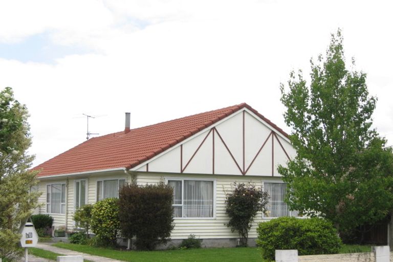Photo of property in 10 Munro Street, Redwood, Christchurch, 8051