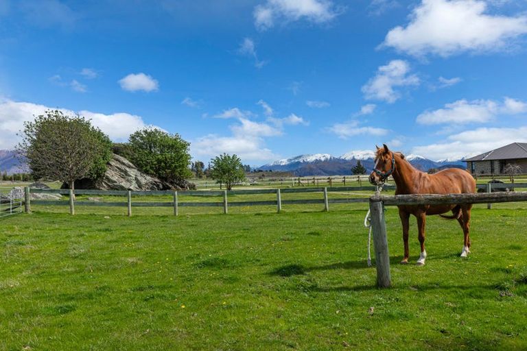 Photo of property in 182 Stevenson Road, Wanaka, 9382