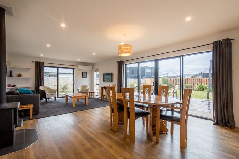 Photo of property in 8 Mallard Street, Albert Town, Wanaka, 9305