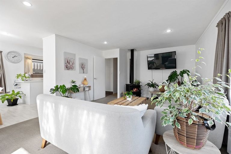 Photo of property in 99a Waitaha Road, Welcome Bay, Tauranga, 3112