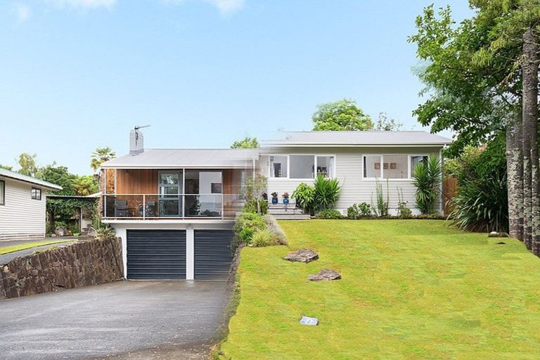 Photo of property in 13 Fairview Place, Te Puke, 3119