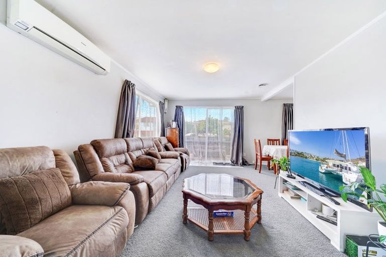 Photo of property in 27 Sidey Avenue, Clover Park, Auckland, 2019