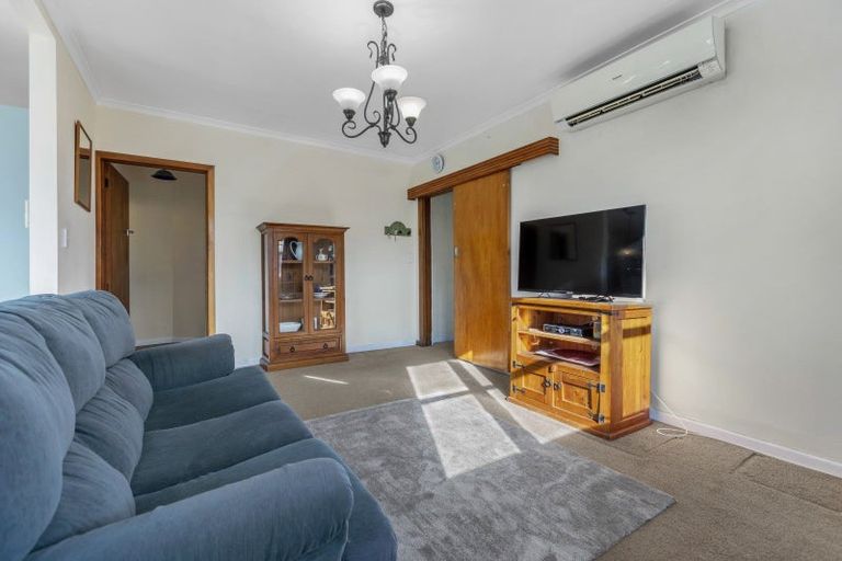 Photo of property in 29 James Street, Inglewood, 4330