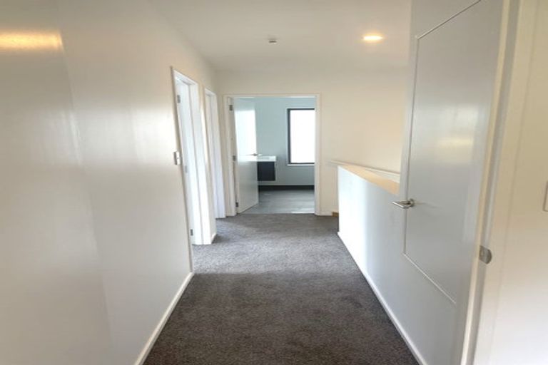 Photo of property in 11 Fancourt Street, Karori, Wellington, 6012