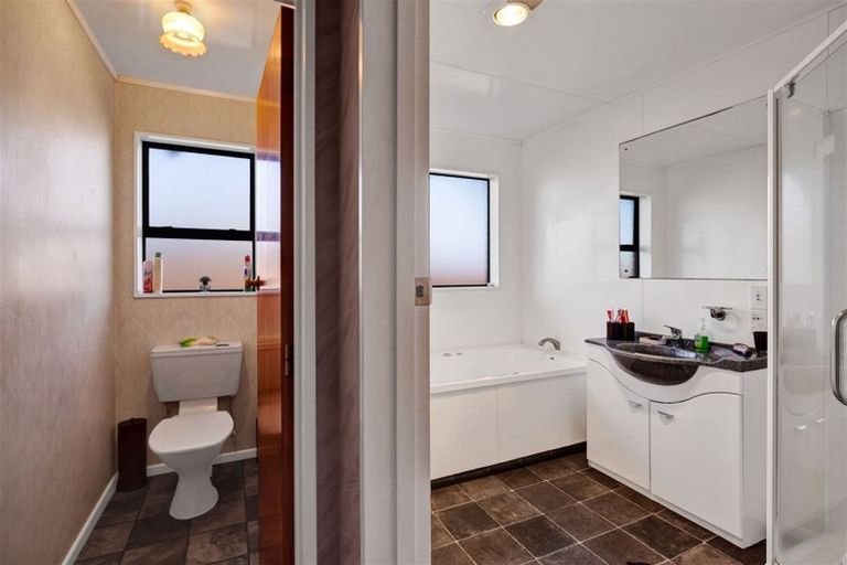 Photo of property in 18 Rimu Street, Hawera, 4610