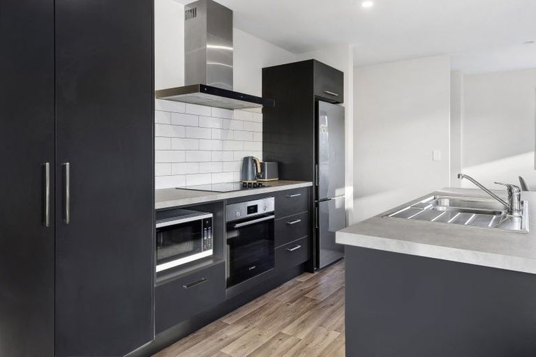 Photo of property in 25 Obelisk Street, Wanaka, 9305