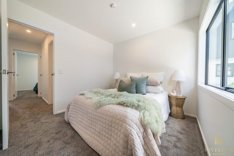 Photo of property in 14b Cairo Street, Upper Hutt Central, Upper Hutt, 5018