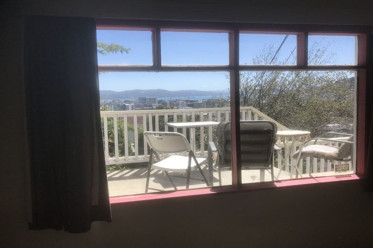 Photo of property in 59 Hankey Street, Mount Cook, Wellington, 6011