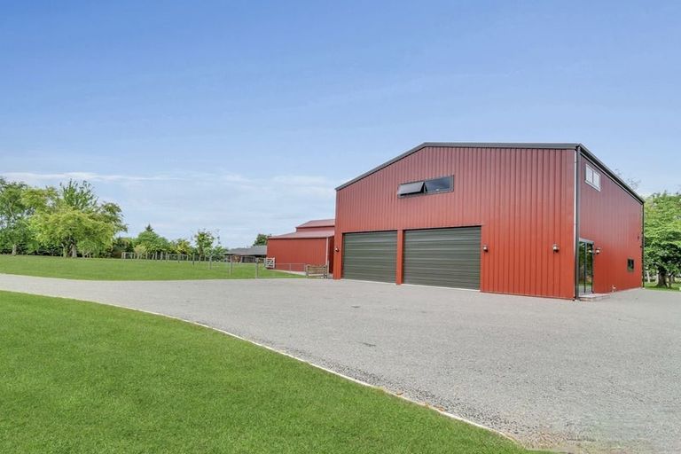 Photo of property in 40 Hunts Road, Waimate, 7978