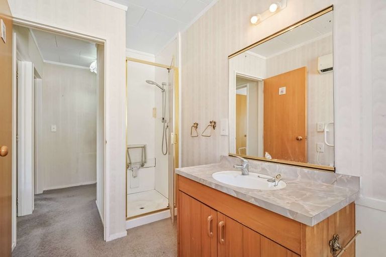 Photo of property in 15d Holyrood Terrace, Waipukurau, 4200