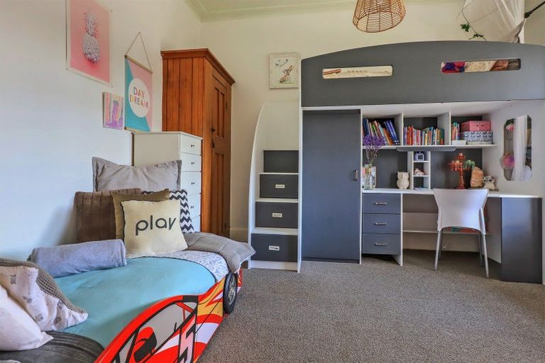 Photo of property in 1009 Beatty Street, Mayfair, Hastings, 4122