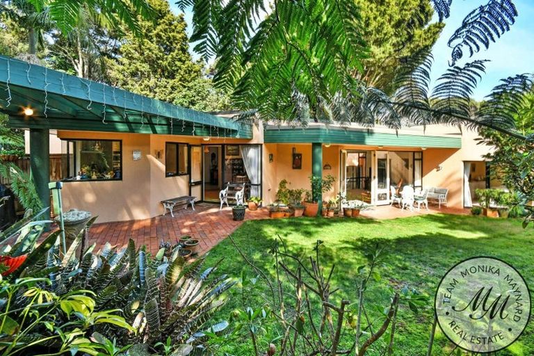 Photo of property in 29 Nyssa Place, Totara Heights, Auckland, 2105