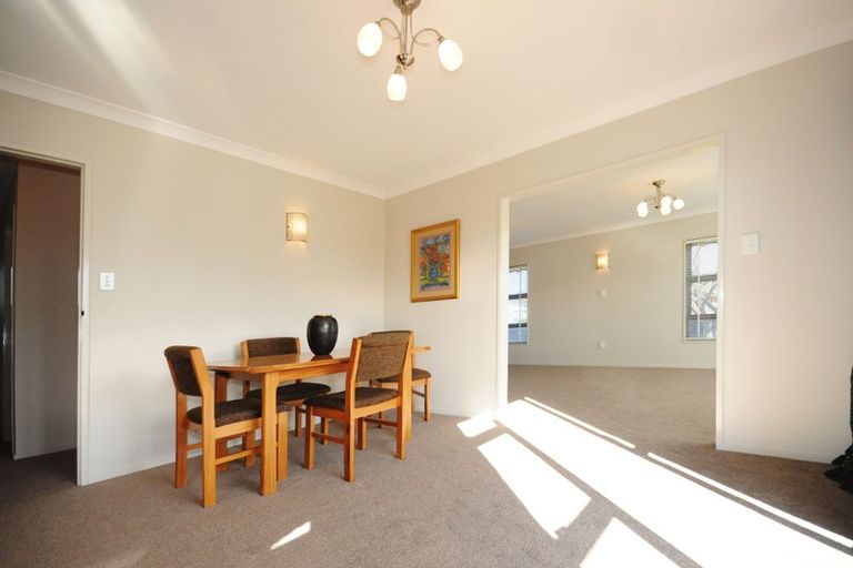 Photo of property in 36 Chester Street, Taradale, Napier, 4112