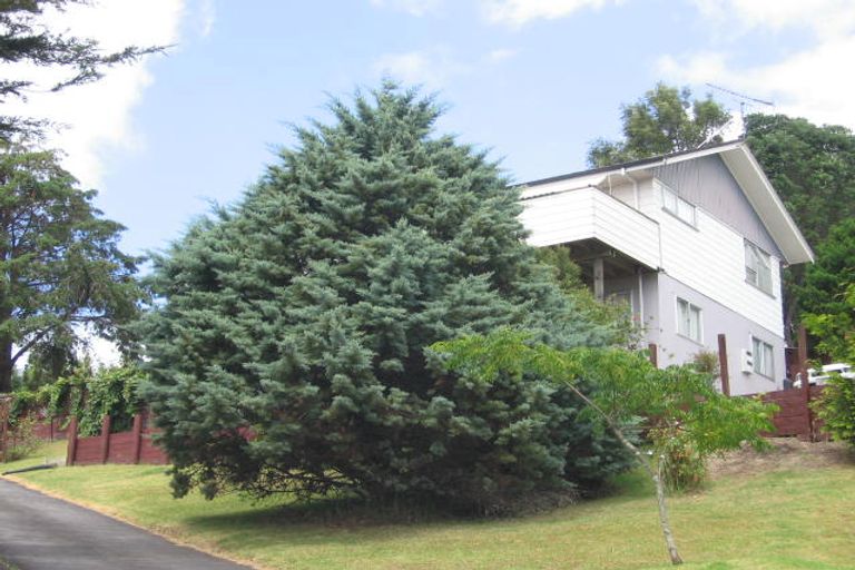 Photo of property in 20 Laser Place, Bayview, Auckland, 0629