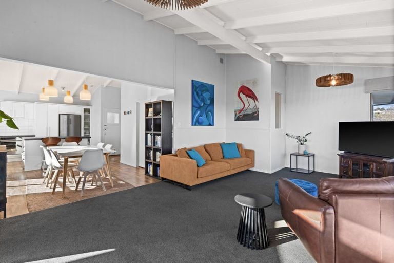 Photo of property in 33 Palmerston Road, Havelock North, 4130