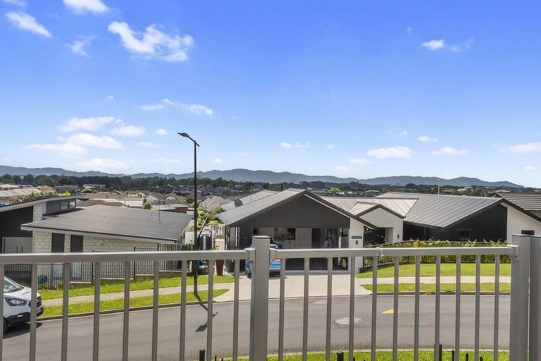 Photo of property in 6 Dulverton Rise, Flagstaff, Hamilton, 3210