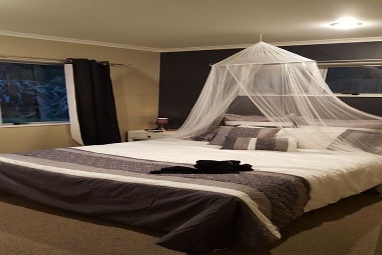 Photo of property in 73 Reading Street, Greytown, 5712