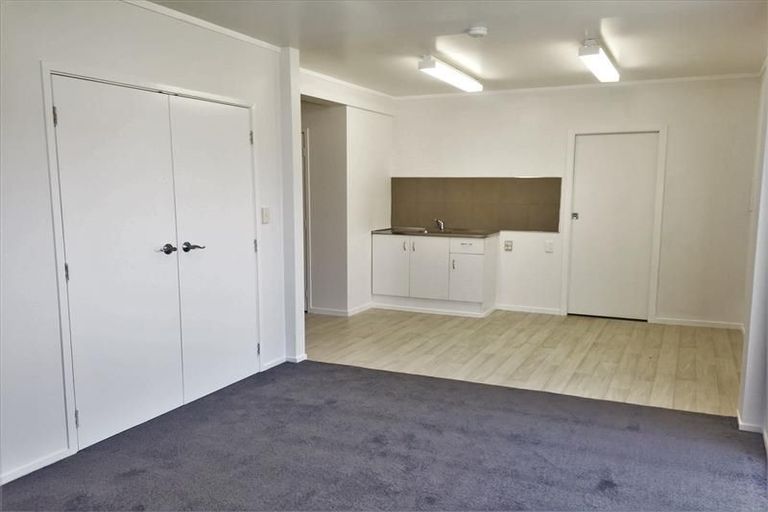 Photo of property in 7 Binda Place, Botany Downs, Auckland, 2010