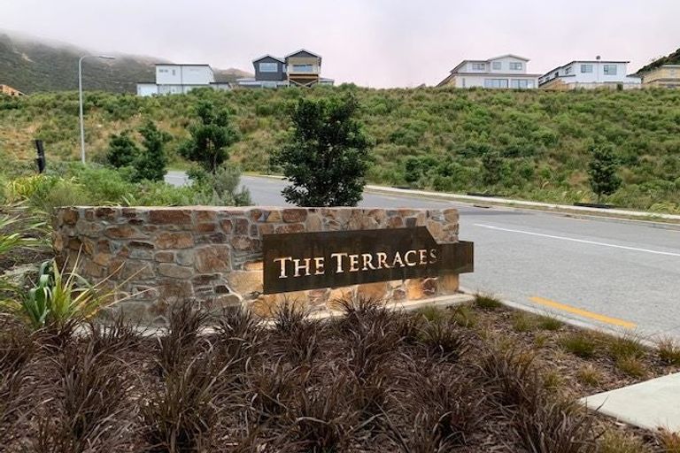 Photo of property in 131 Silverstream Road, Crofton Downs, Wellington, 6035