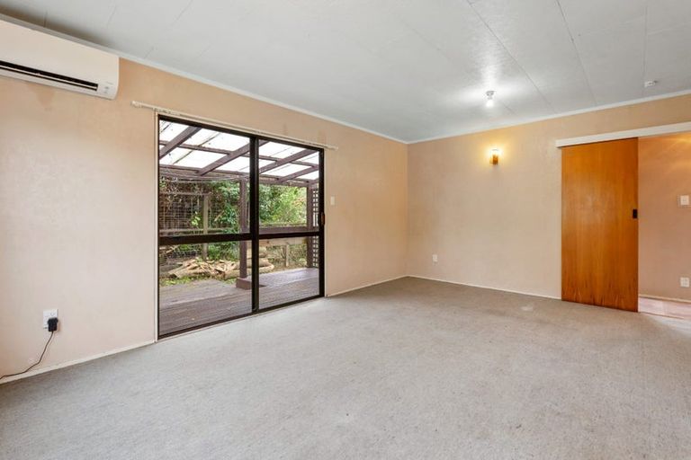 Photo of property in 130 Paramount Parade, Tikipunga, Whangarei, 0112