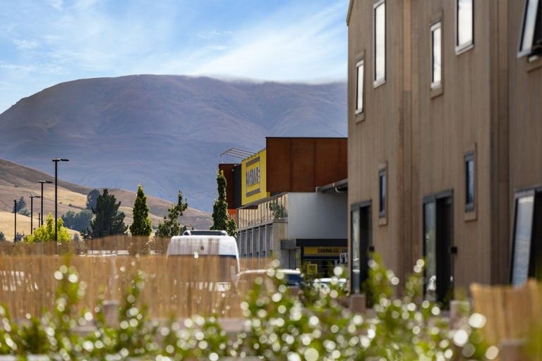 Photo of property in 13 O'meara Street, Swanson, Auckland, 0614