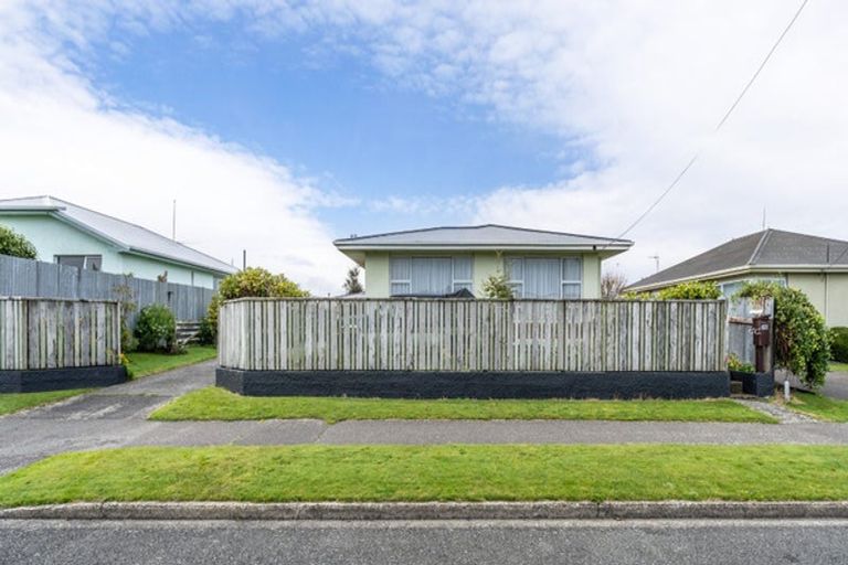 Photo of property in 155 Paterson Street, Grasmere, Invercargill, 9810