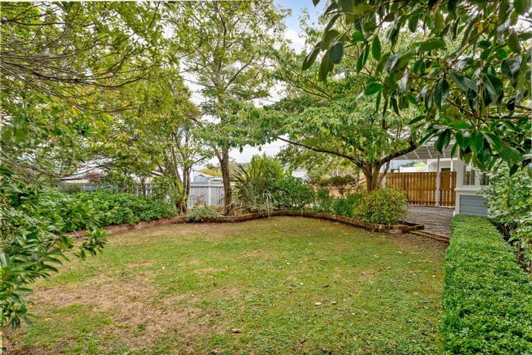 Photo of property in 97 Fox Street, Featherston, 5710