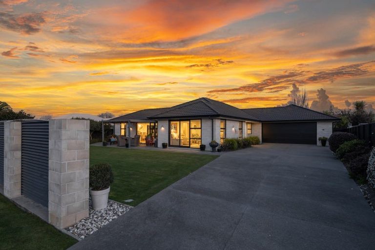 Photo of property in 19 Windsor Close, Springlands, Blenheim, 7201