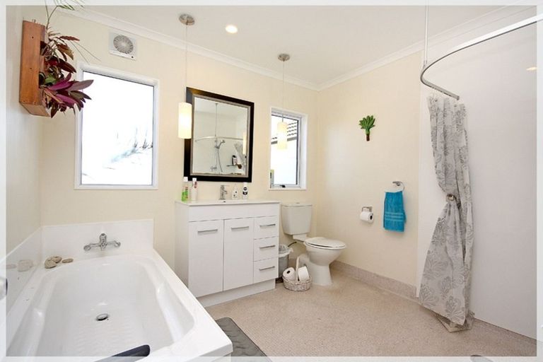 Photo of property in 14 Brown Street, Foxton, 4814