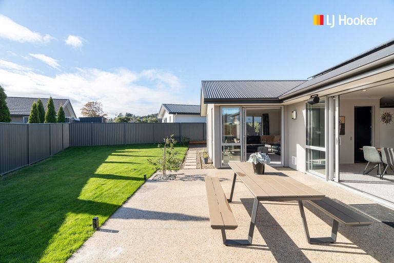 Photo of property in 17 Calluna Crescent, Mosgiel, 9024