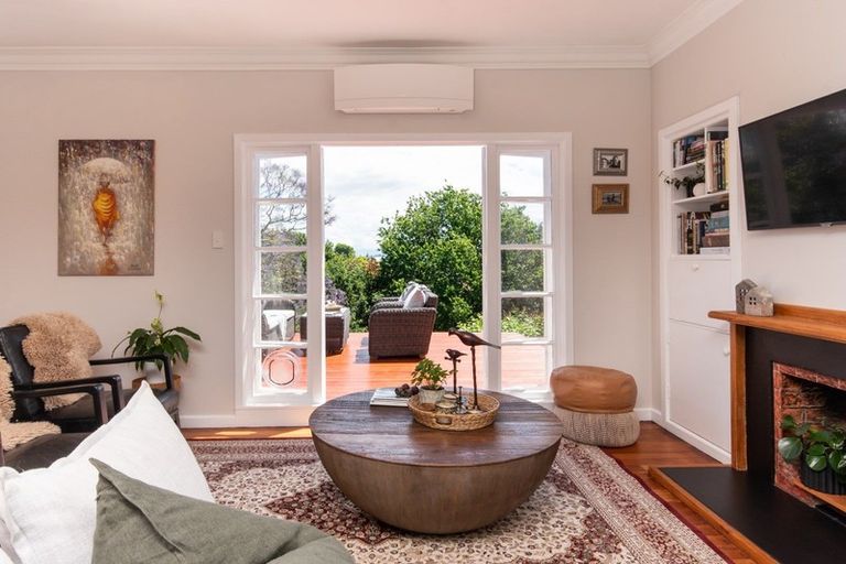 Photo of property in 6 Coleman Terrace, Hospital Hill, Napier, 4110