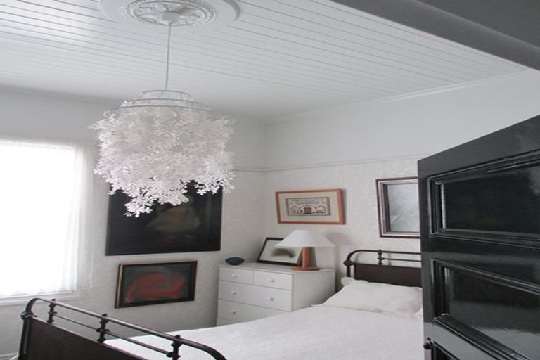 Photo of property in 77 Princes Street, Hawera, 4610