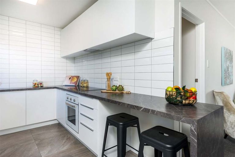 Photo of property in 3/59 Norwood Road, Bayswater, Auckland, 0622