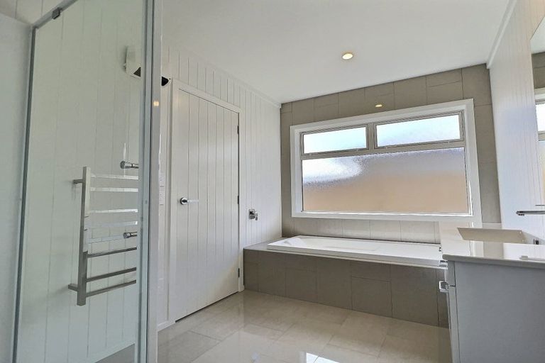 Photo of property in 23 Wai Terrace, Wharewaka, Taupo, 3330