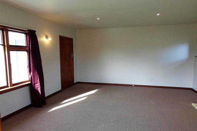 Photo of property in 32 Jennifer Street, Bryndwr, Christchurch, 8053