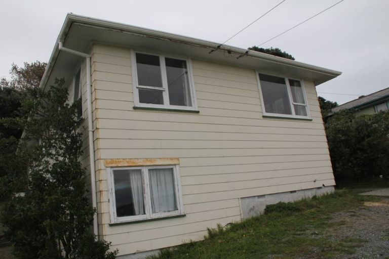 Photo of property in 21 Arene Grove, Titahi Bay, Porirua, 5022