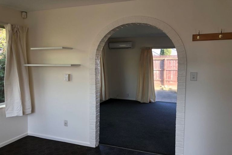 Photo of property in 1/91b Royal Park Drive, Parklands, Christchurch, 8083