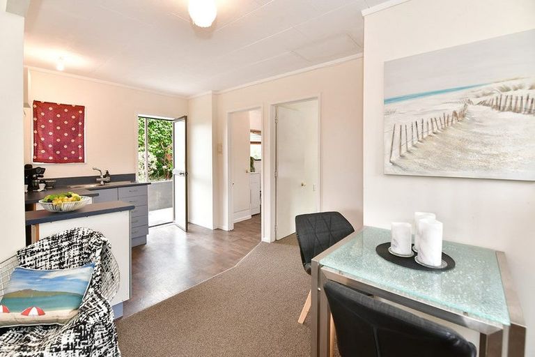 Photo of property in 14 Carmen Terrace, Snells Beach, 0920