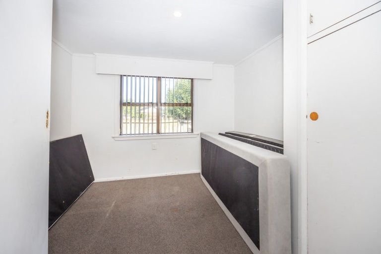 Photo of property in 1 Thornton Place, Melville, Hamilton, 3206