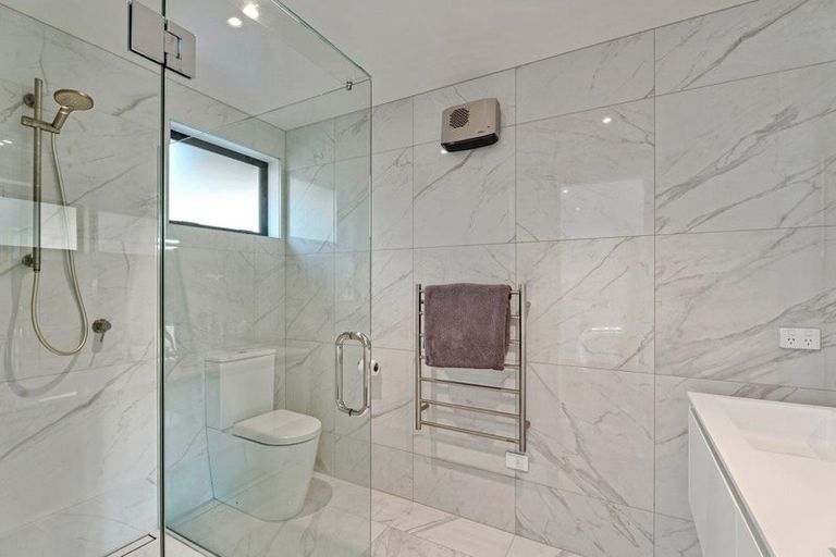 Photo of property in 64 Jacks Point Rise, Jacks Point, Queenstown, 9371