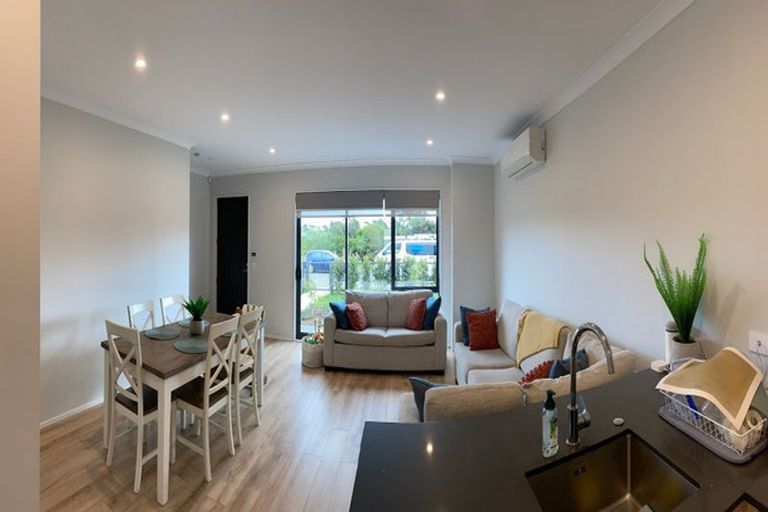 Photo of property in 4/21 Boyes Avenue, Whenuapai, Auckland, 0618