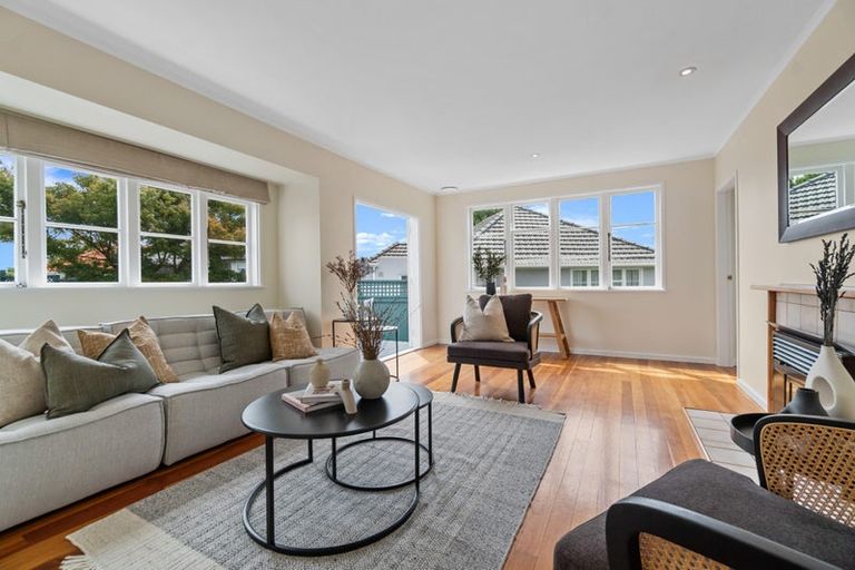 Photo of property in 47 Philomel Crescent, Bayswater, Auckland, 0622