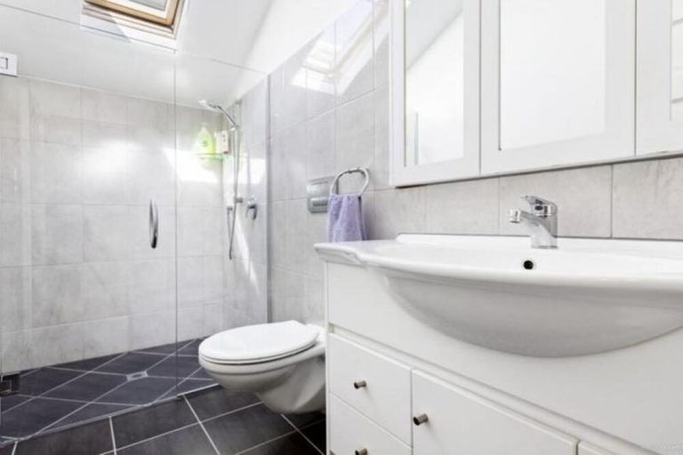 Photo of property in 60 Hobson Street, Thorndon, Wellington, 6011