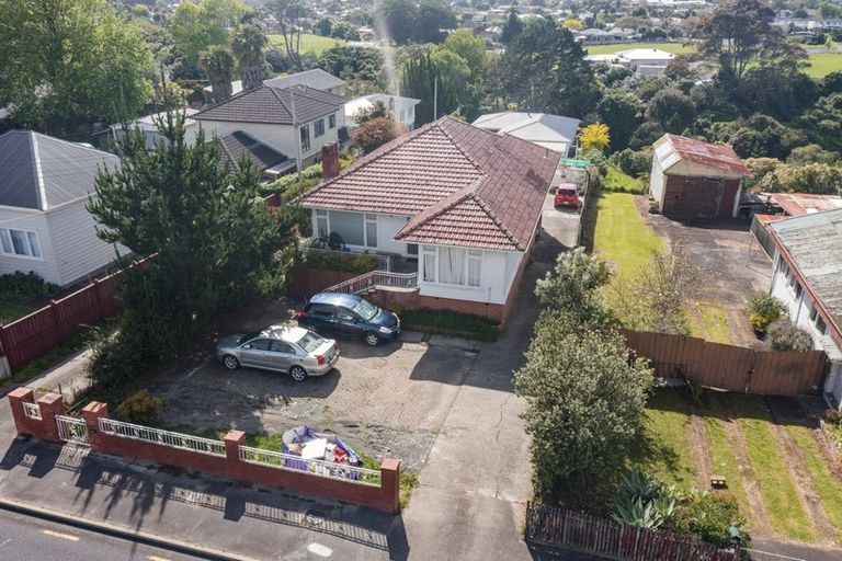 Photo of property in 1608 Great North Road, Waterview, Auckland, 1026