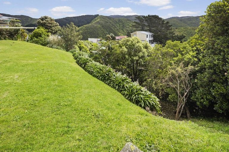 Photo of property in 1/10 Camrose Grove, Kingston, Wellington, 6021