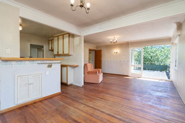Photo of property in 45 Handyside Street, Tawa, Wellington, 5028
