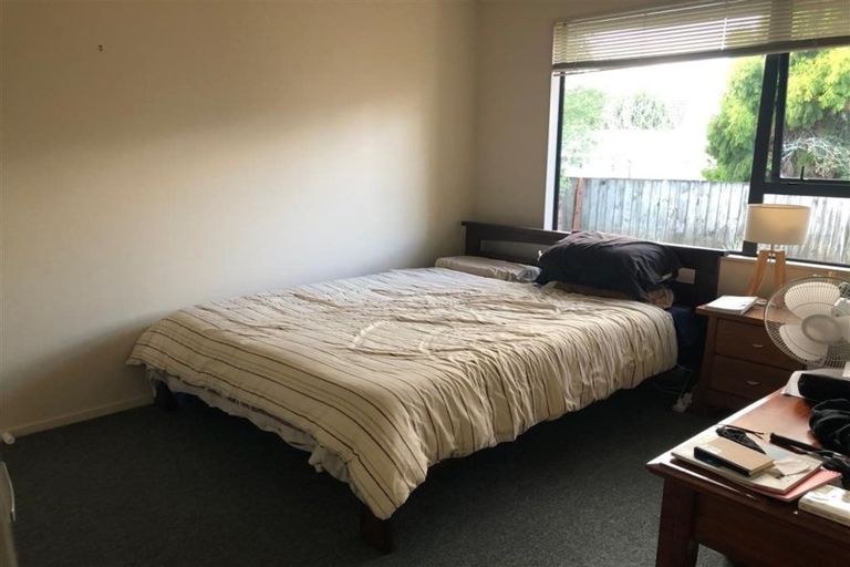 Photo of property in 6a Japonica Drive, Beach Haven, Auckland, 0626