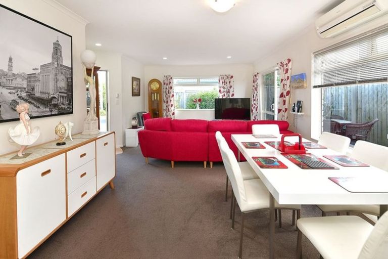 Photo of property in 29 Dan Tori Place, Orewa, 0931